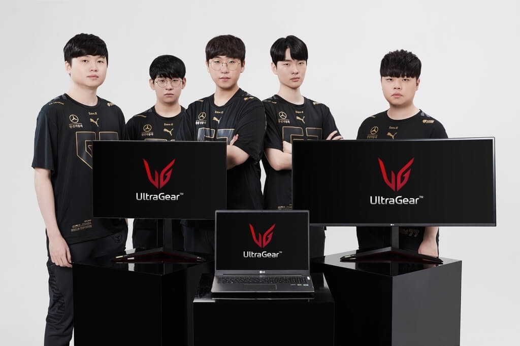 Gen.G's "League of Legends" gamers with LG's UltraGear monitors and laptop. (LG Electronics)